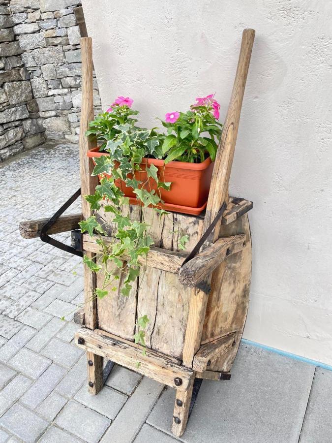 Casa Vacanze Al Staliin Motta San Guglielmo Kültér fotó